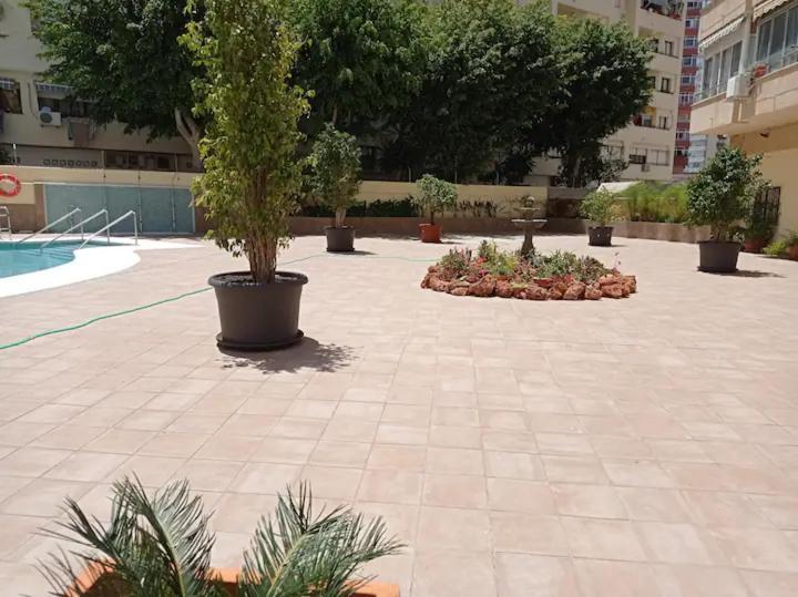 Bonito, Luminoso Y Centrico Apartamento Con Piscina Y Vistas Al Mar Leilighet Torremolinos Eksteriør bilde